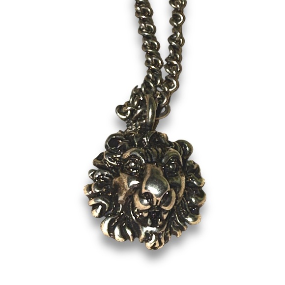 Gucci Lion Head Pendant Necklace Aging Palladium Finish Metal Full Inclusion - Picture 4 of 9